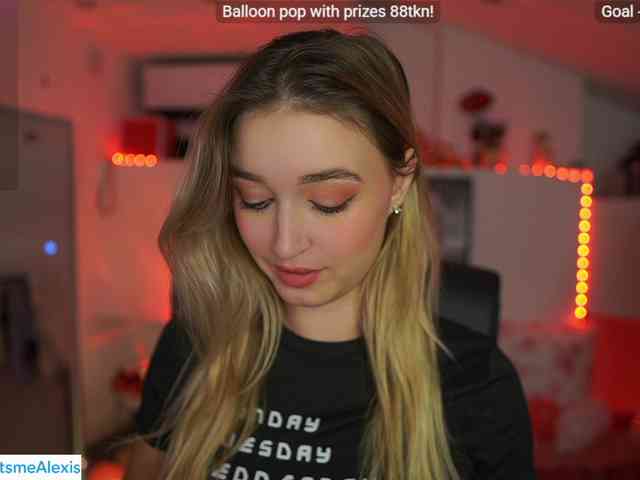 AlexisTexas18 webcam