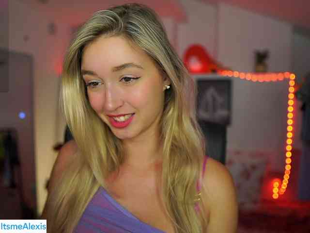 AlexisTexas18 webcam