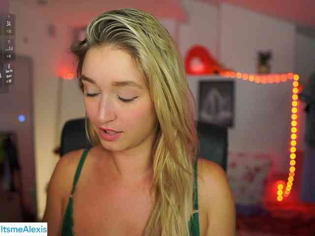 AlexisTexas18 webcam
