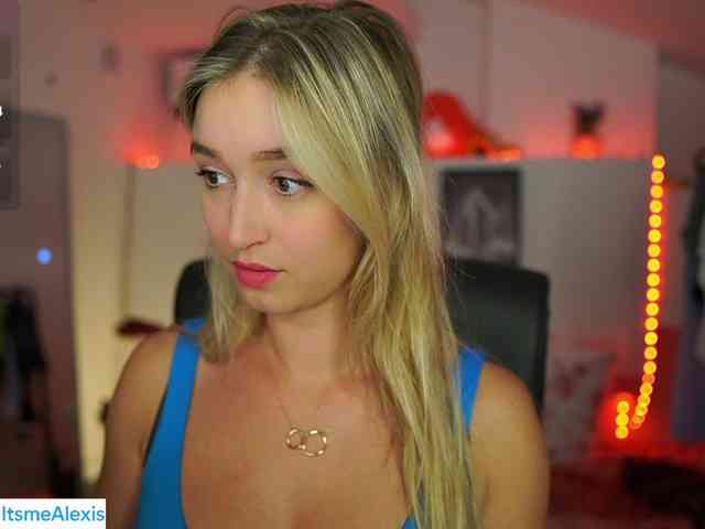 AlexisTexas18 webcam