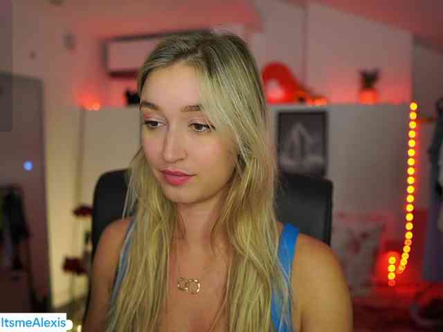 AlexisTexas18 webcam