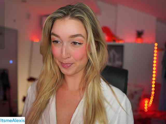 AlexisTexas18 webcam