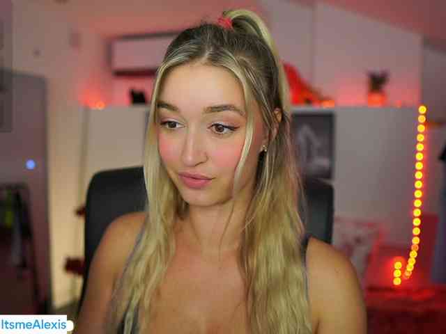 AlexisTexas18 webcam