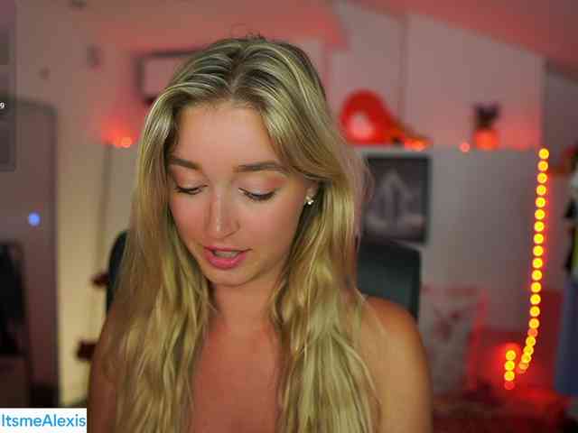 AlexisTexas18 webcam