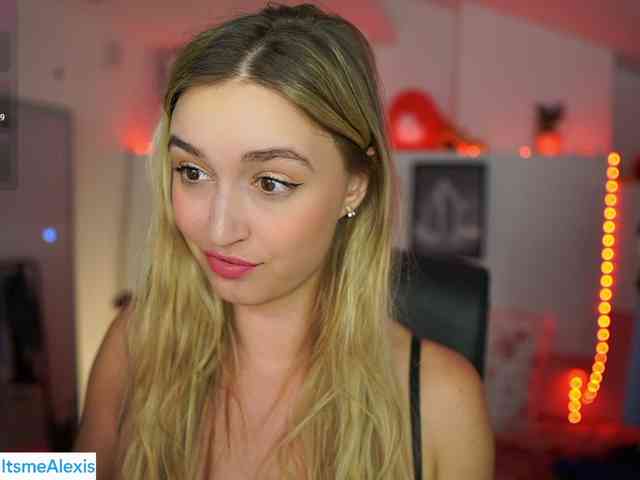 AlexisTexas18 webcam