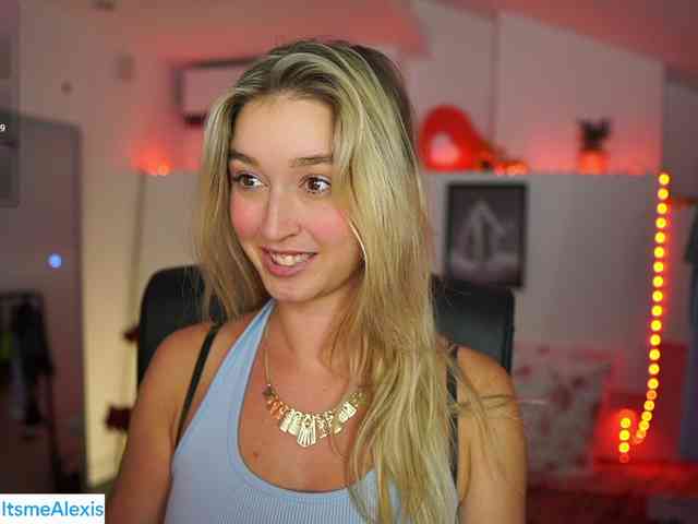 AlexisTexas18 webcam