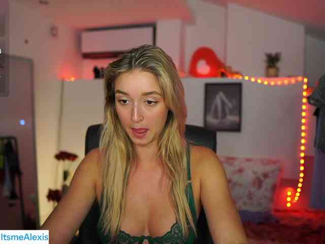 AlexisTexas18 webcam