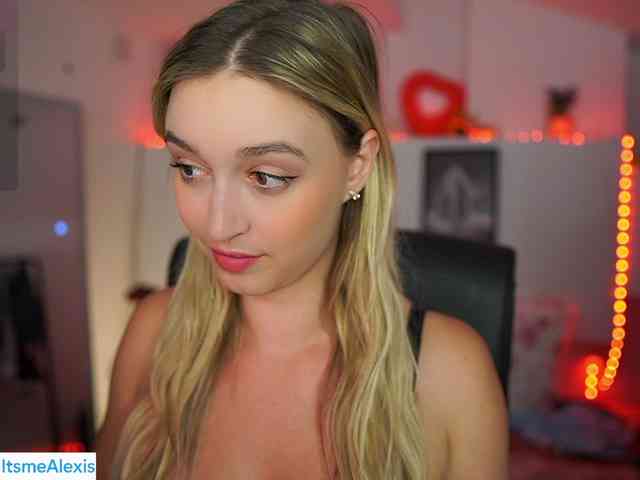 AlexisTexas18 webcam