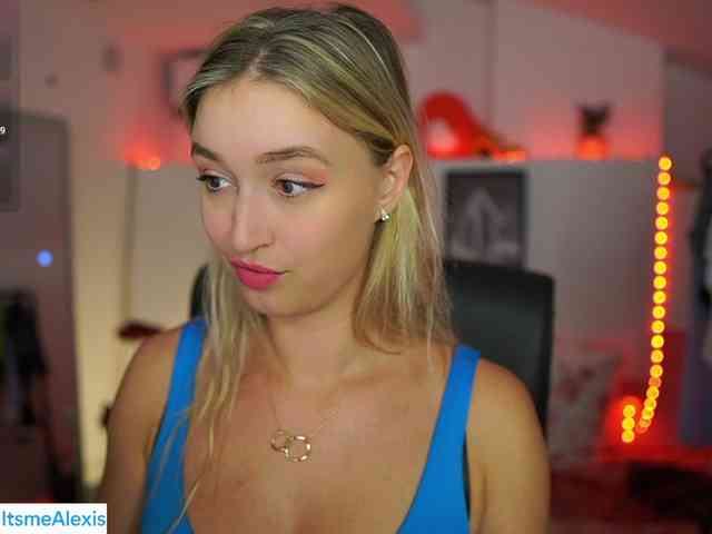 AlexisTexas18 webcam