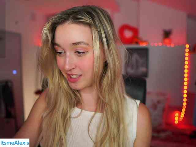 AlexisTexas18 webcam