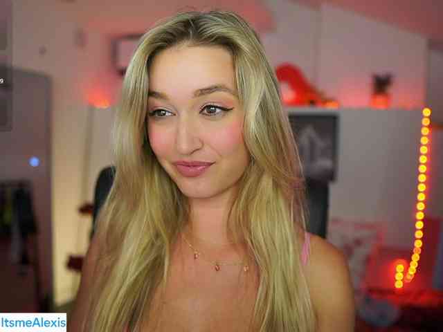AlexisTexas18 webcam