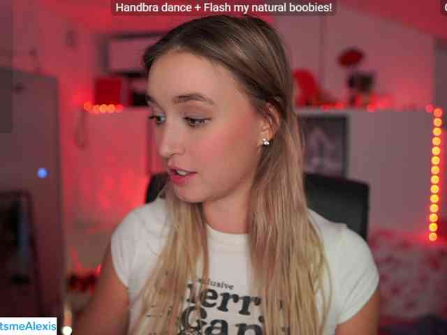 AlexisTexas18 webcam