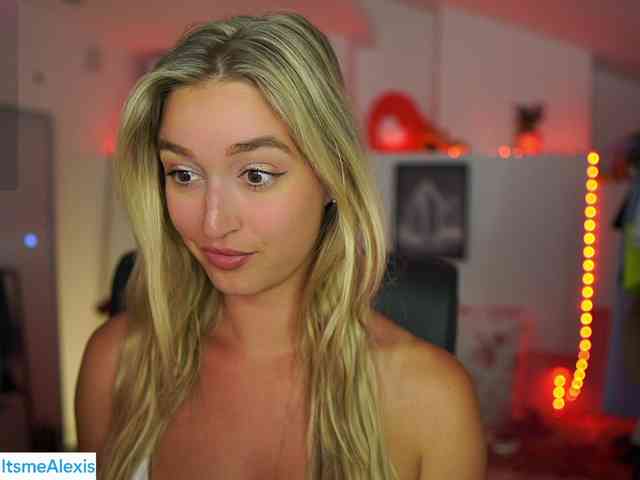 AlexisTexas18 webcam
