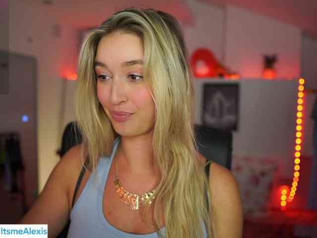 AlexisTexas18 webcam