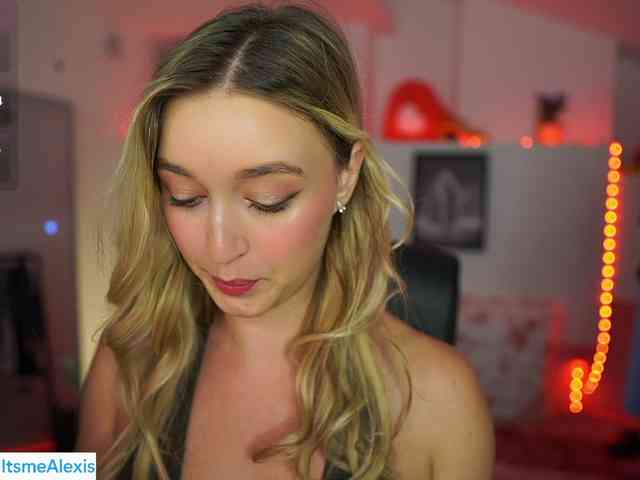AlexisTexas18 webcam