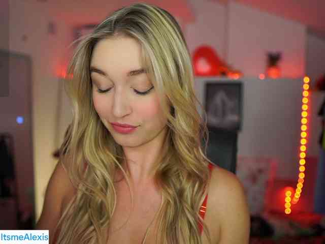 AlexisTexas18 webcam