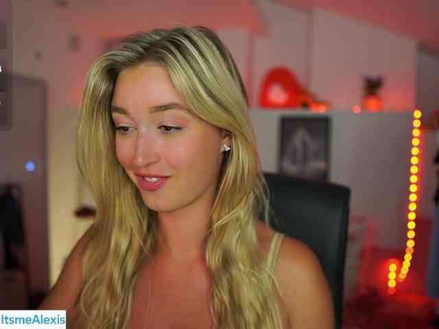 AlexisTexas18 webcam