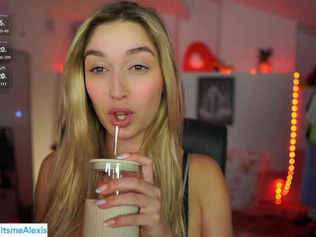 AlexisTexas18 webcam