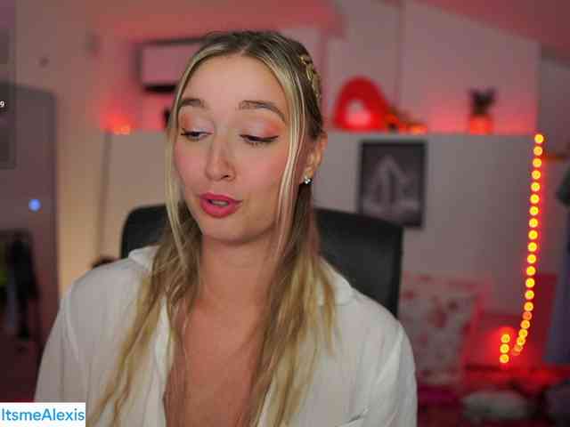 AlexisTexas18 webcam