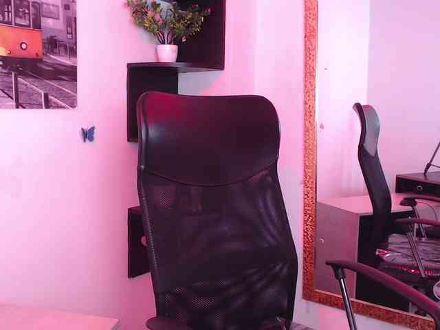 NanyPrety webcam