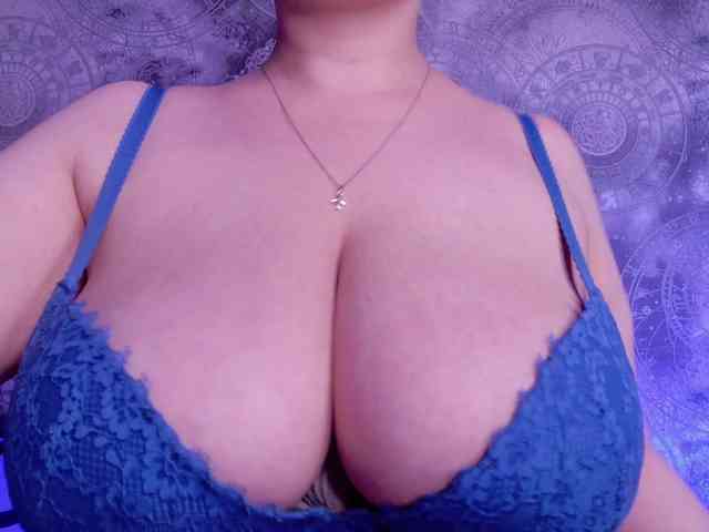 Jessica-Wheeler Live Webcam on BongaCams