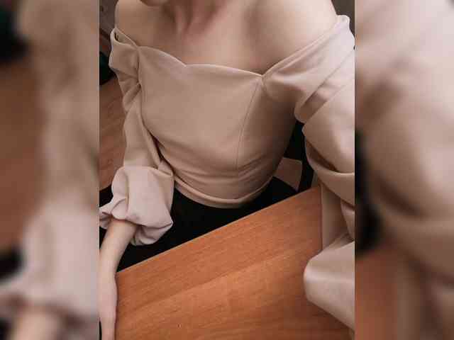 Lisathemoon webcam