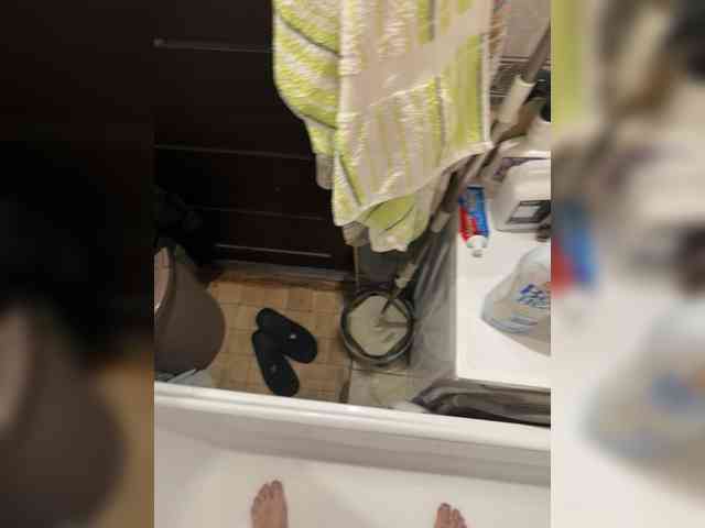 Sashka-bi98 Live Webcam on {site_name}