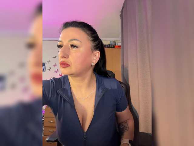 Hotangel75's BongaCams show and profile