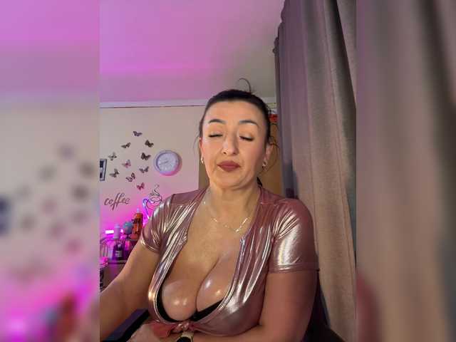 Hotangel75's BongaCams show and profile