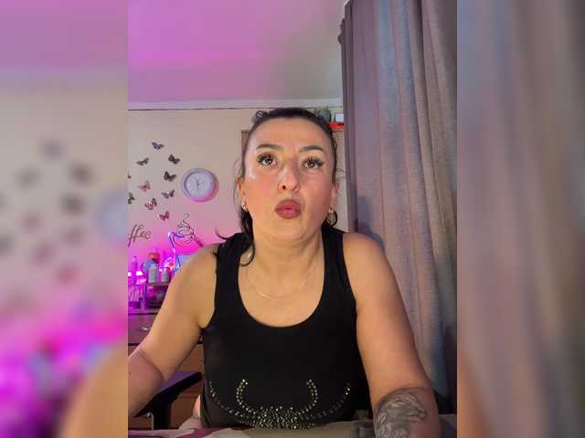 Hotangel75's BongaCams show and profile