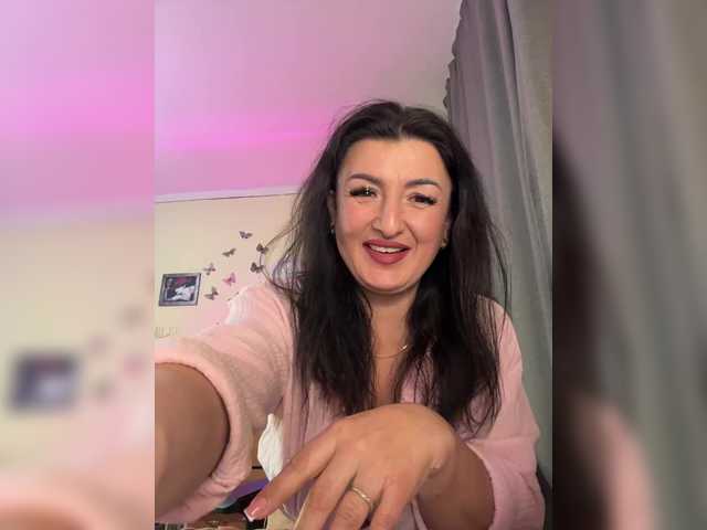 Hotangel75's BongaCams show and profile