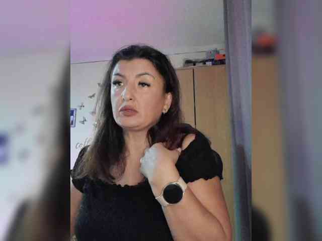 Hotangel75 webcam