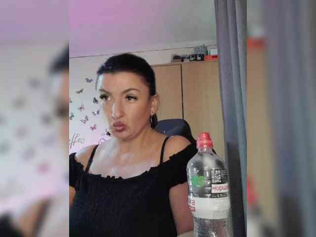 Hotangel75 webcam