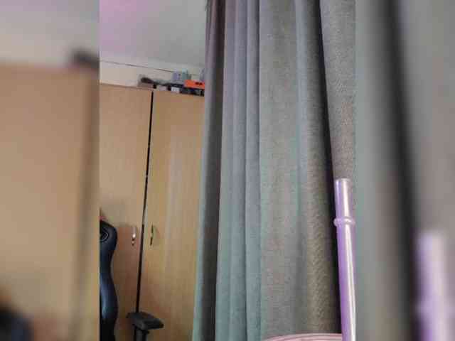 Hotangel75 webcam