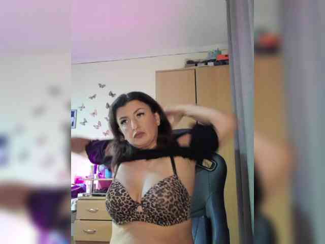Hotangel75 webcam