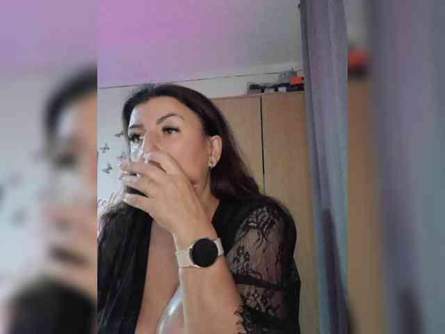 Hotangel75 webcam