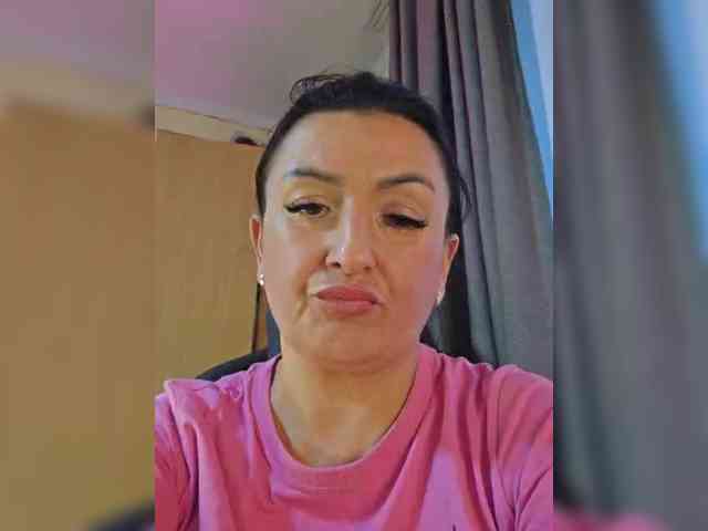 Hotangel75 webcam