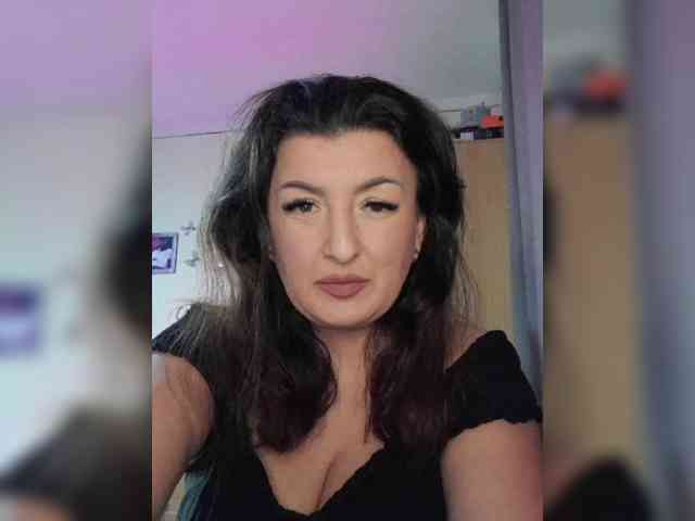 Hotangel75 webcam