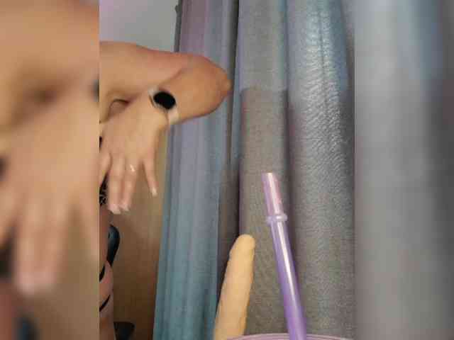 Hotangel75 webcam
