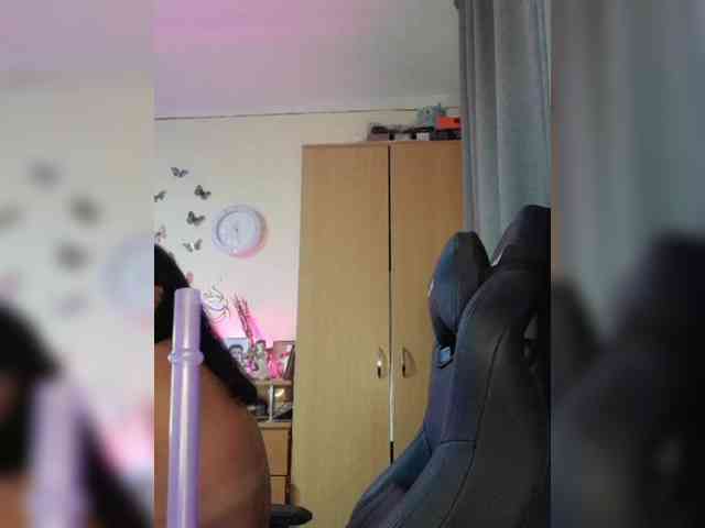 Hotangel75 webcam