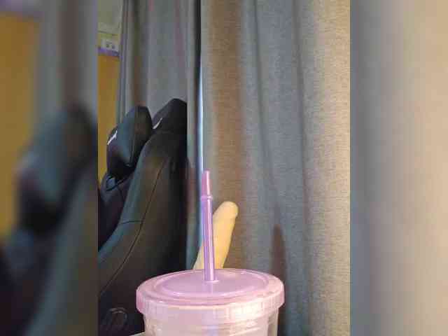 Hotangel75 webcam