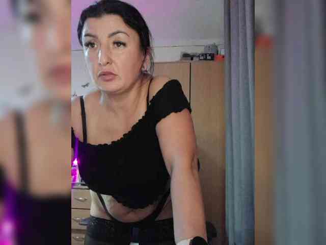 Hotangel75 webcam