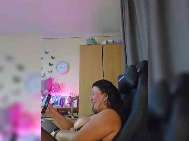 Hotangel75 webcam