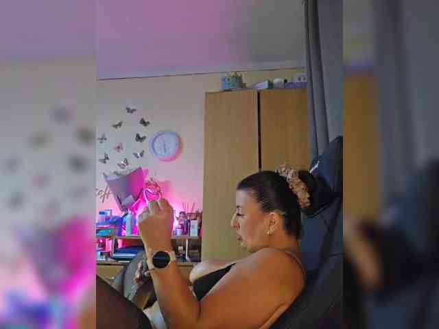Hotangel75 webcam