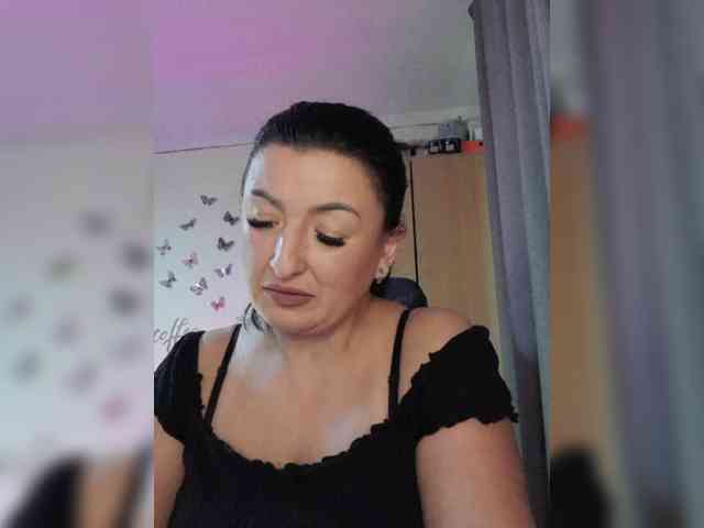 Hotangel75 webcam
