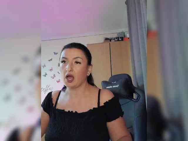 Hotangel75 webcam