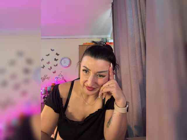 Hotangel75 Live Webcam on BongaCams