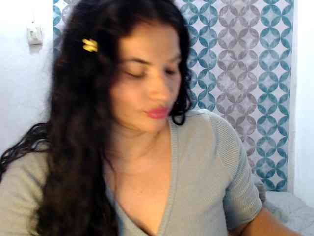 Selenajayz webcam