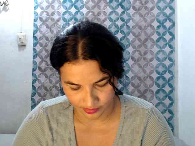 Selenajayz webcam