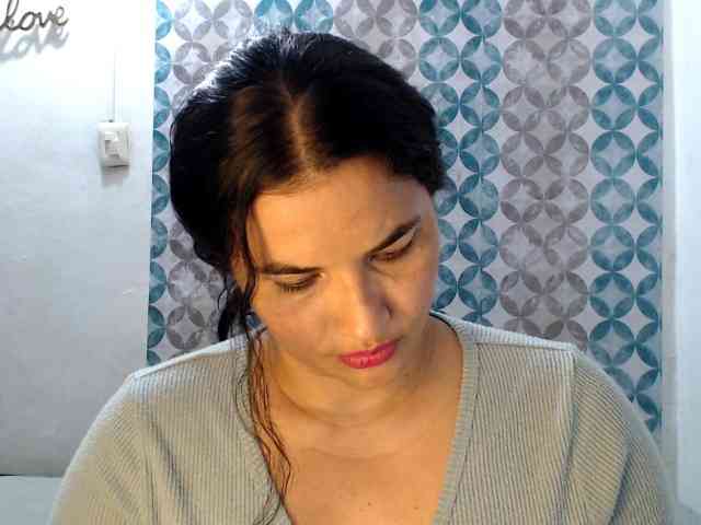 Selenajayz webcam